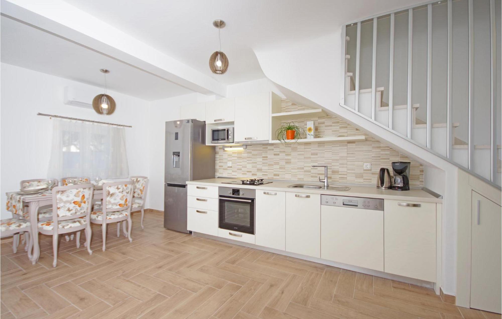 Awesome Home In Drvenik With Wifi Exterior foto